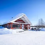Village Kuukiuru *
