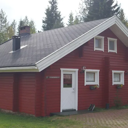 Village Kuukiuru Semesterbostad Vuostimo
