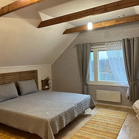 Village Kuukiuru Semesterbostad