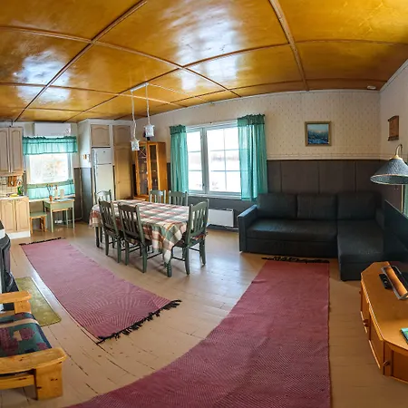 Village Kuukiuru Ferienhaus Vuostimo