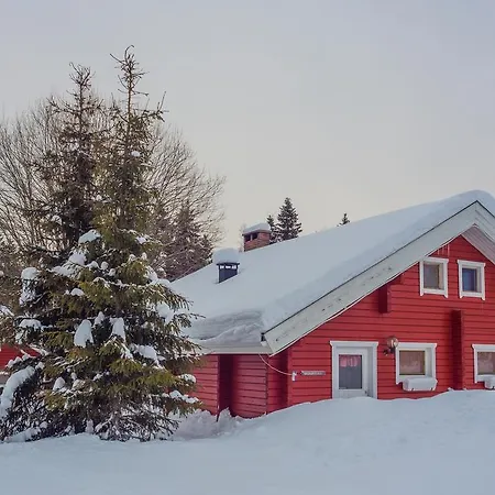 Village Kuukiuru Semesterbostad