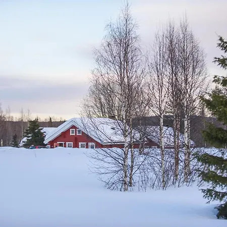 Village Kuukiuru * Vuostimo