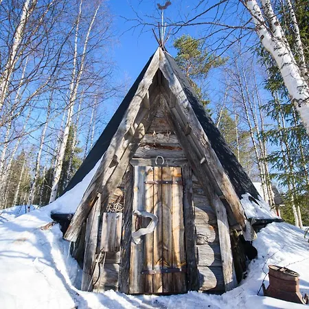 Village Kuukiuru Semesterbostad *