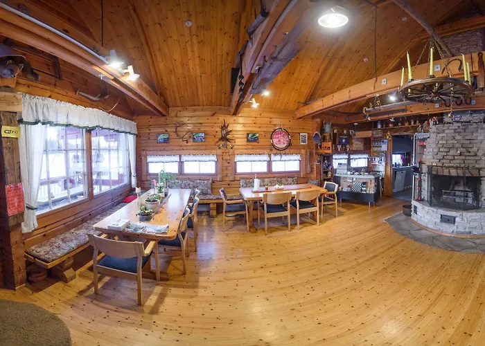 Village Kuukiuru Tatil Evi Vuostimo