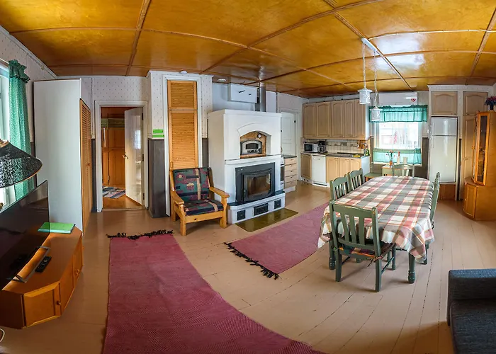 Village Kuukiuru Tatil Evi Vuostimo