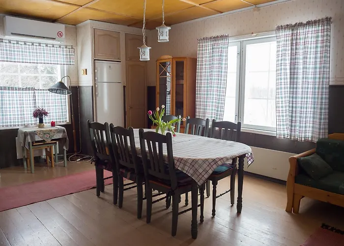 Village Kuukiuru Tatil Evi